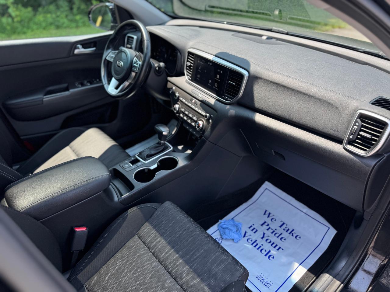 2022 Kia Sportage EX Premium AWD Panoramic Roof | One Owner - Photo #26