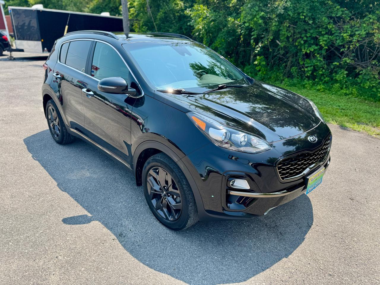 2022 Kia Sportage EX Premium AWD Panoramic Roof | One Owner - Photo #9