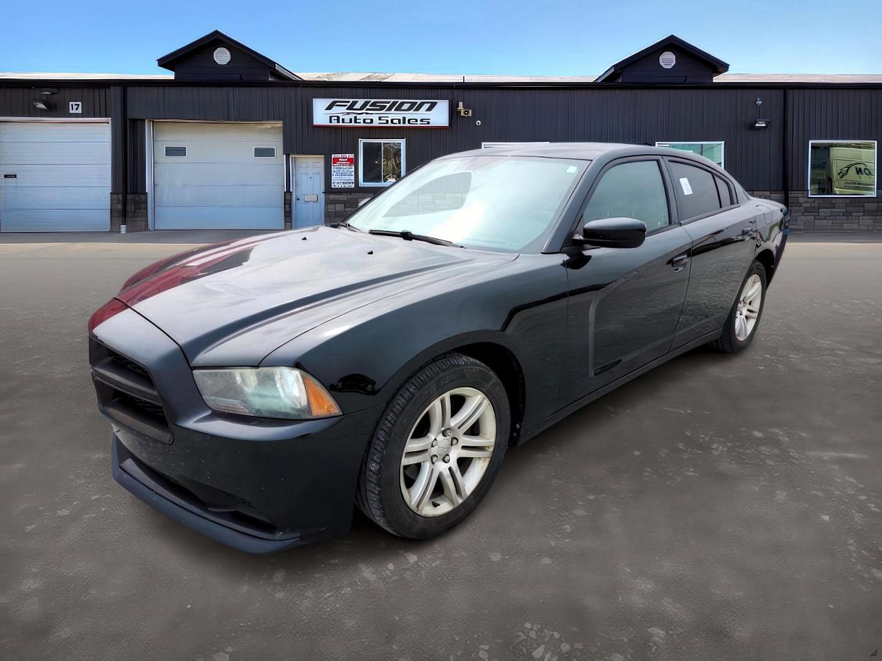 Used 2013 Dodge Charger SE for sale in Tilbury, ON