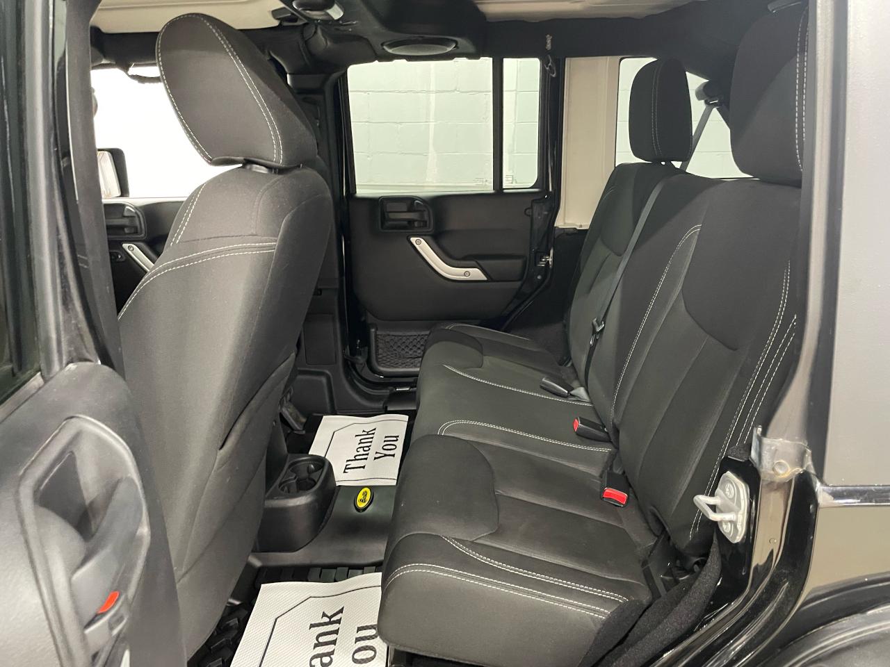 2014 Jeep Wrangler 4WD 4DR SAHARA Photo30