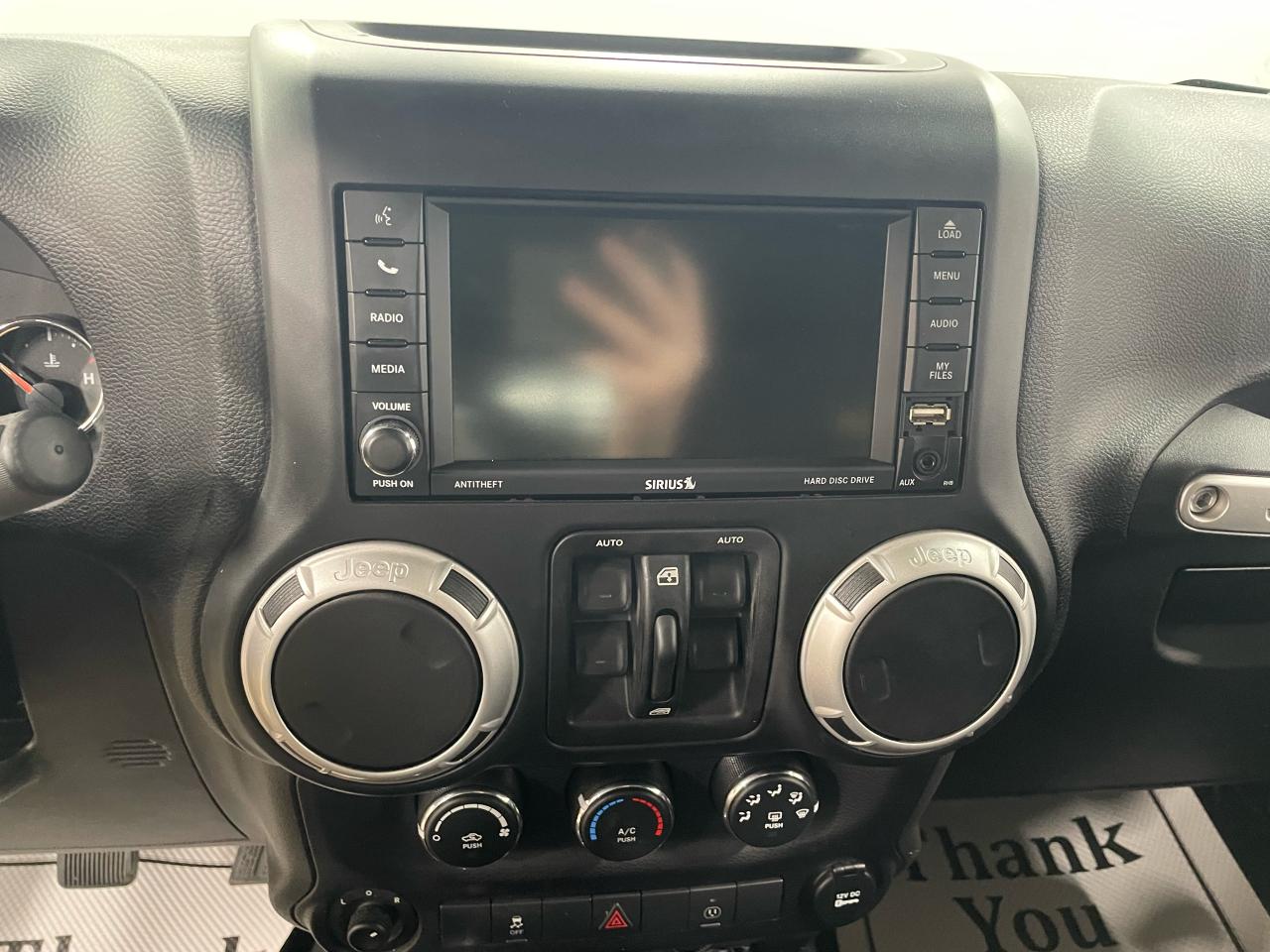2014 Jeep Wrangler 4WD 4DR SAHARA Photo25
