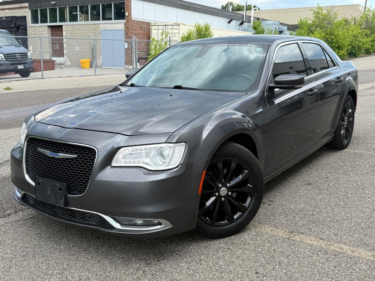 Used 2017 Chrysler 300 Touring for sale in North York, ON