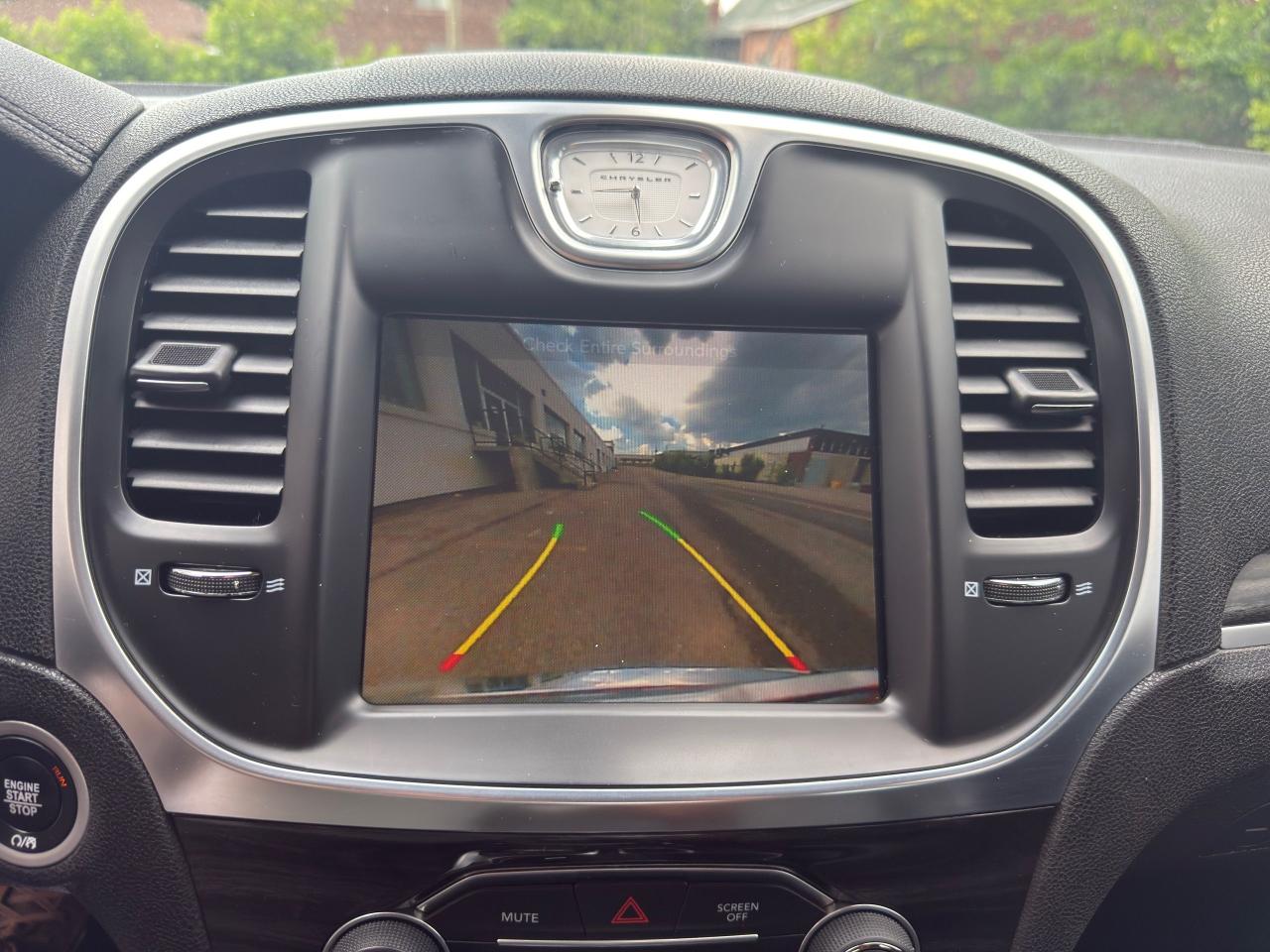 2017 Chrysler 300 Touring  - Photo #15