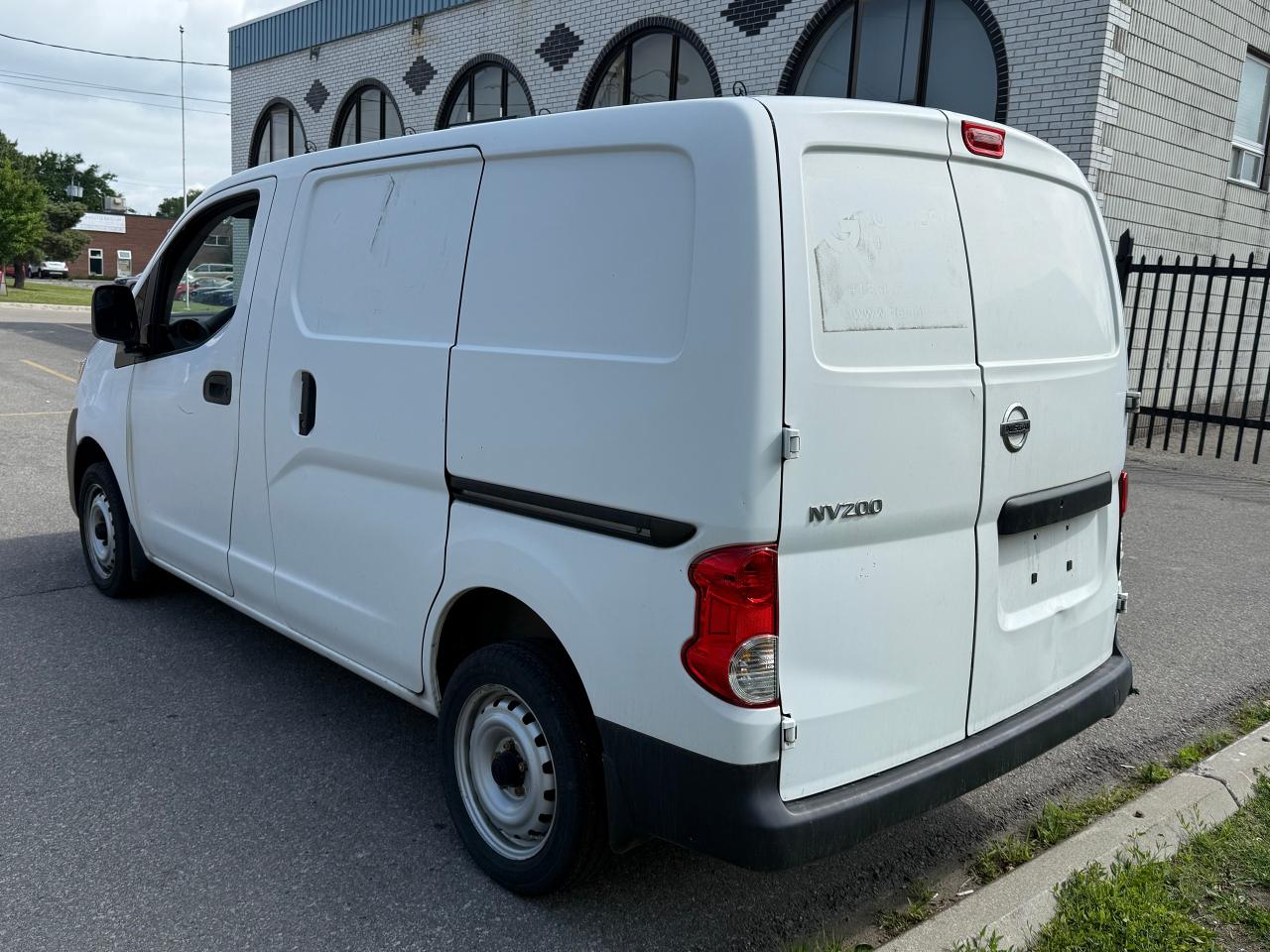 2017 Nissan NV200 S FWD *SAFETY INCL*LOWKMS*FINANCING AVAIL* - Photo #3