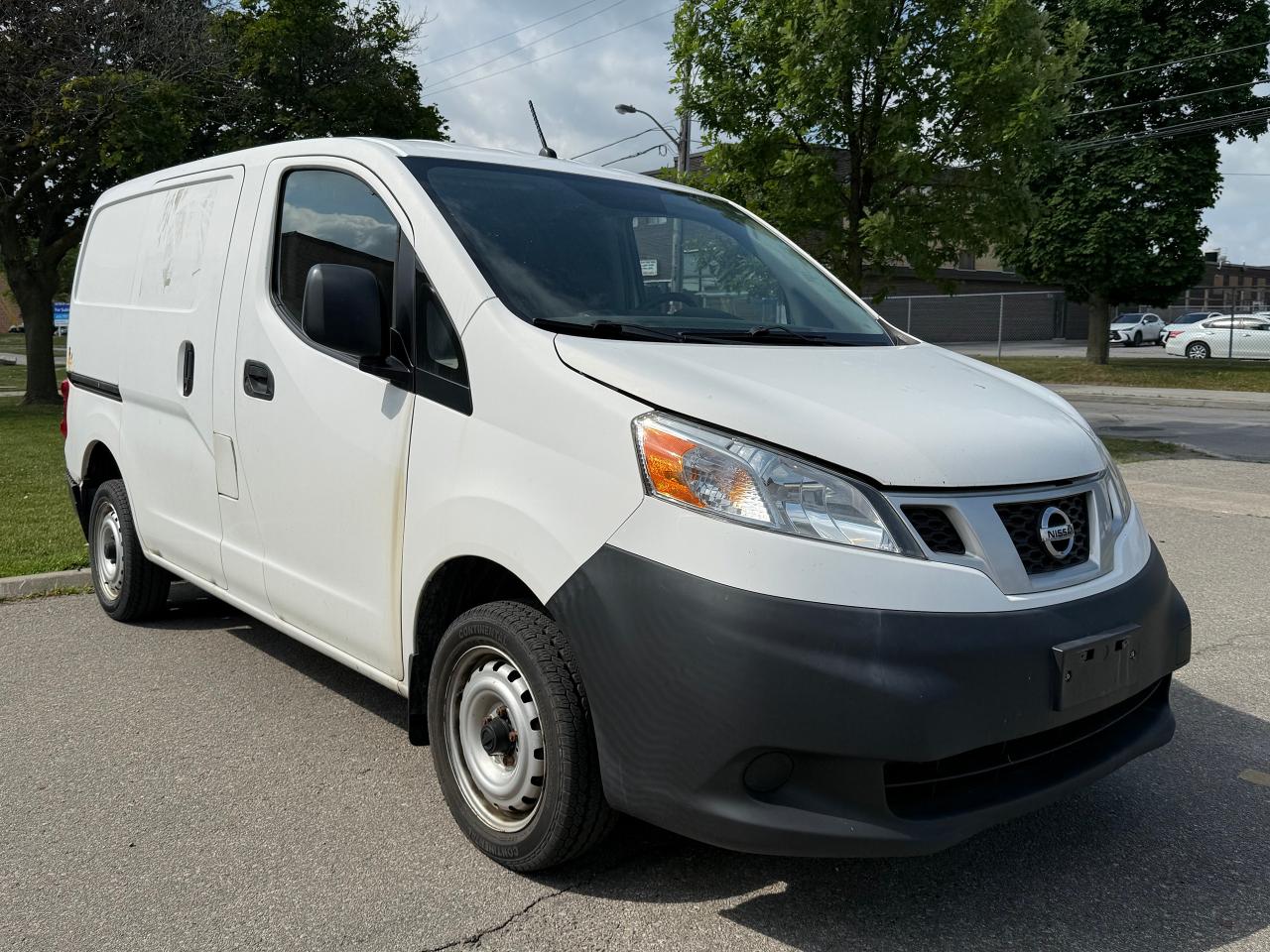 2017 Nissan NV200 S FWD *SAFETY INCL*LOWKMS*FINANCING AVAIL*