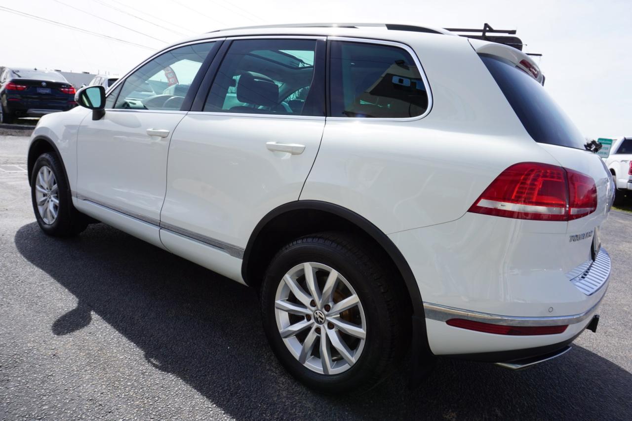 2016 Volkswagen Touareg V6 TDI *DIESEL* HIGHLINE AWD CERTIFIED *FREE ACCIDENT*36 V.W MAINTAIN* 360 CAMERA NAV BLUETOOTH LEATHER HEATED PANO ROOF CRUISE ALLOYS - Photo #4