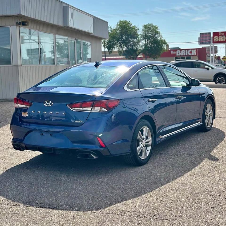 2019 Hyundai Sonata ESSENTIAL - Photo #5