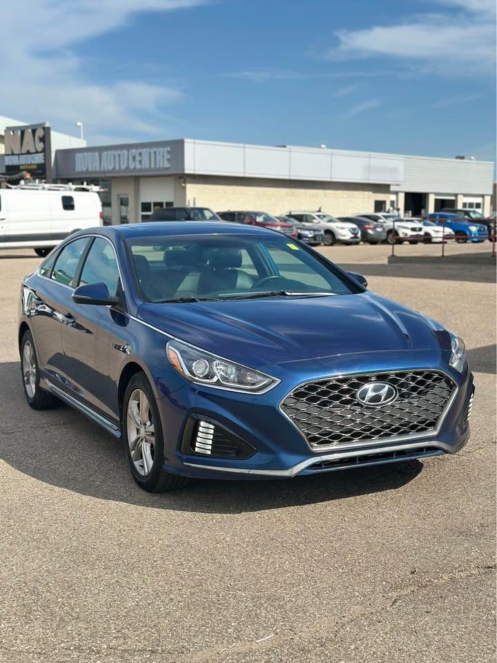 2019 Hyundai Sonata ESSENTIAL - Photo #3