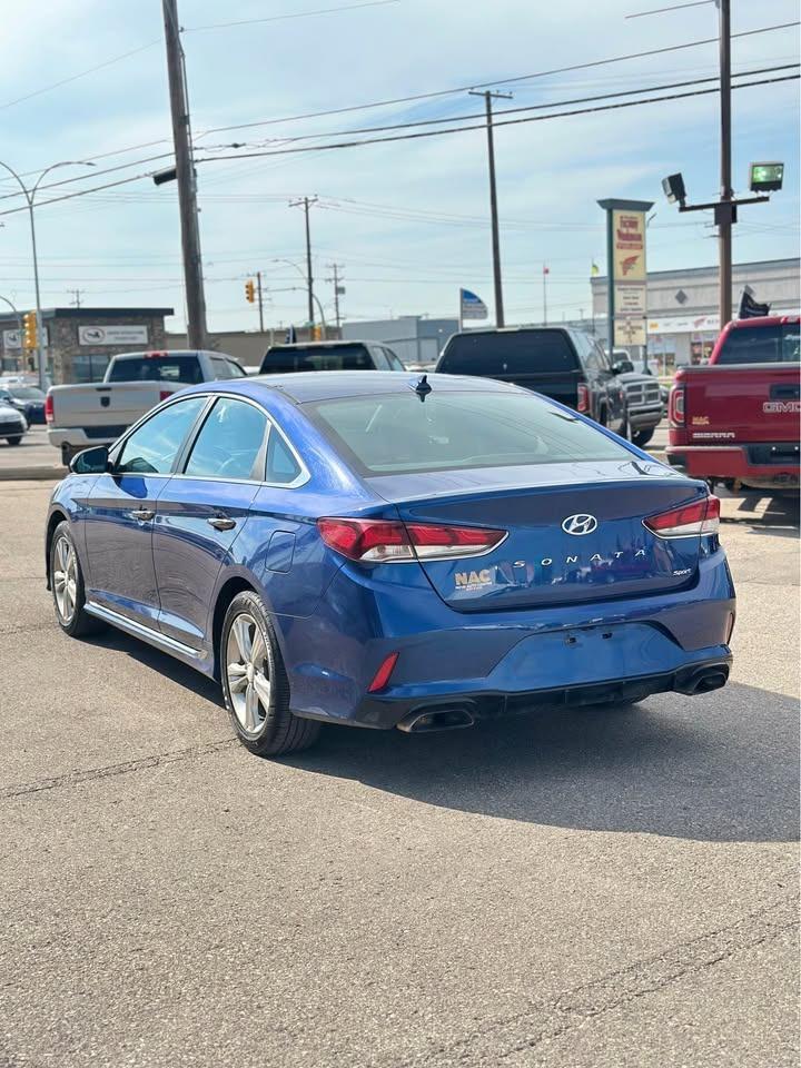 2019 Hyundai Sonata ESSENTIAL - Photo #4