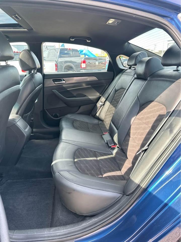 2019 Hyundai Sonata ESSENTIAL - Photo #14