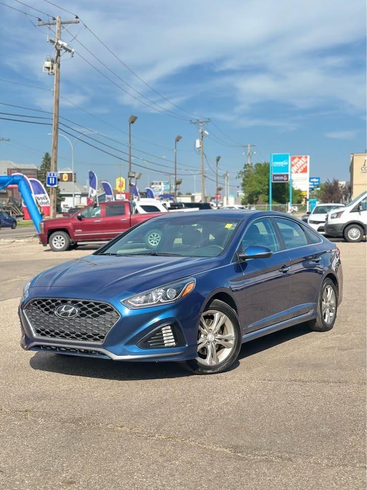2019 Hyundai Sonata ESSENTIAL - Photo #2