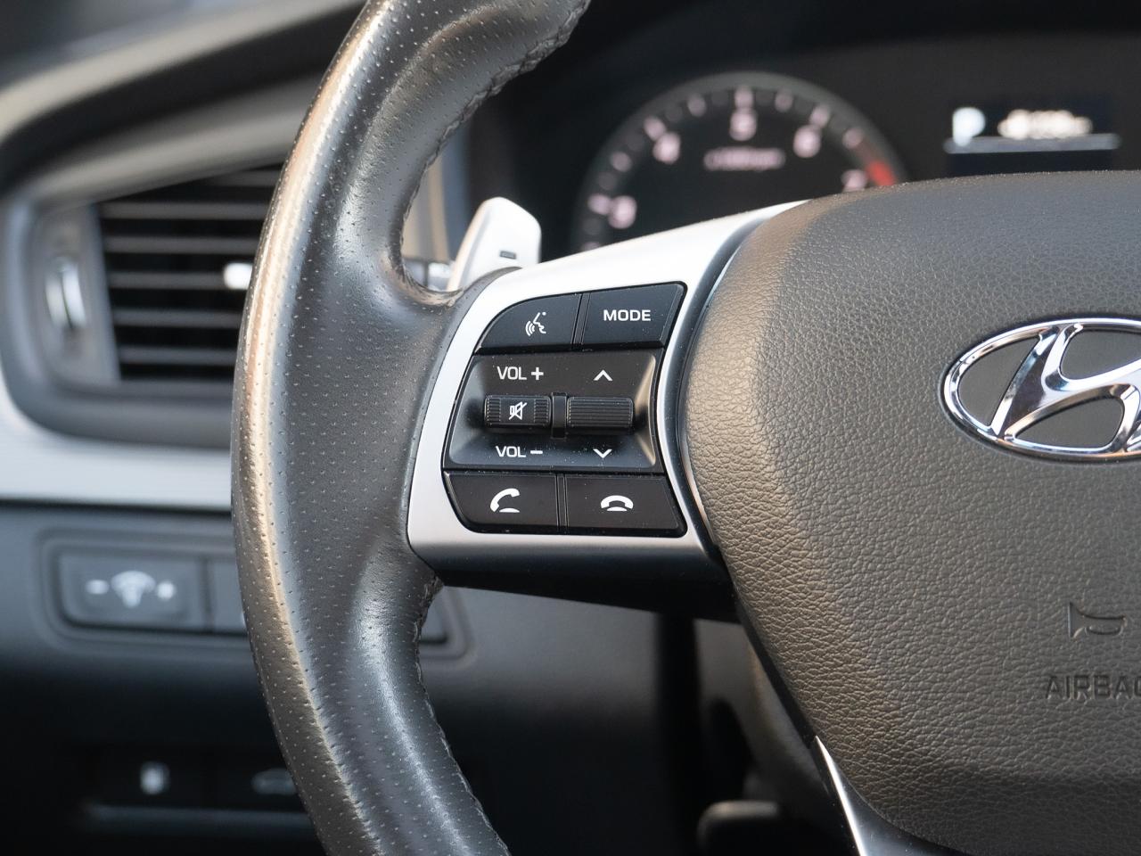 2019 Hyundai Sonata ESSENTIAL - Photo #11