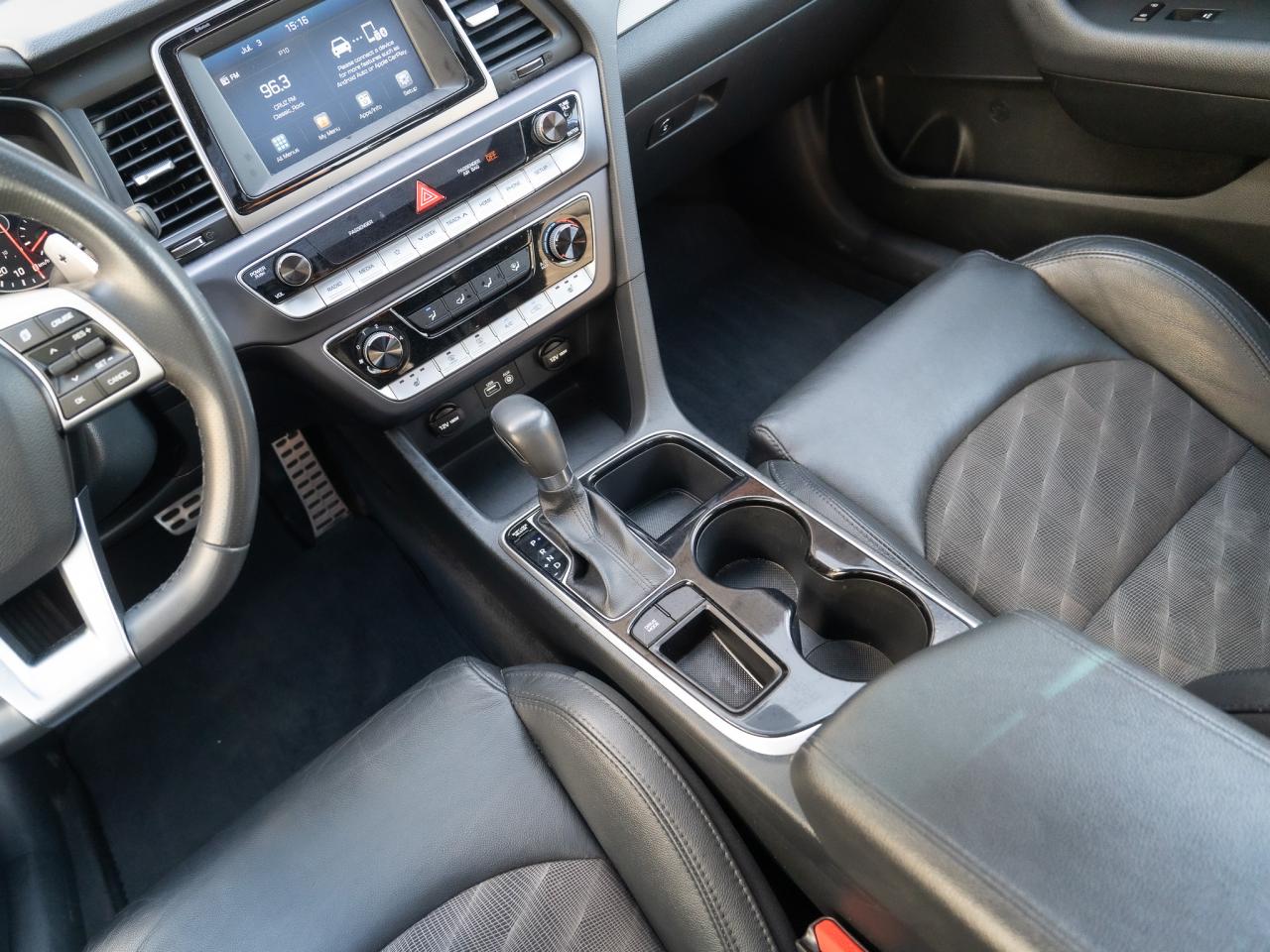 2019 Hyundai Sonata ESSENTIAL - Photo #9