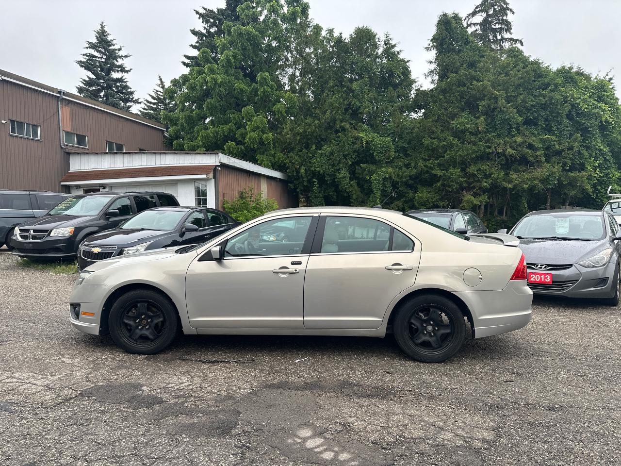 2010 Ford Fusion 4DR SDN I4 SE FWD - Photo #6