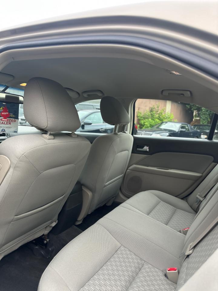 2010 Ford Fusion 4DR SDN I4 SE FWD - Photo #10