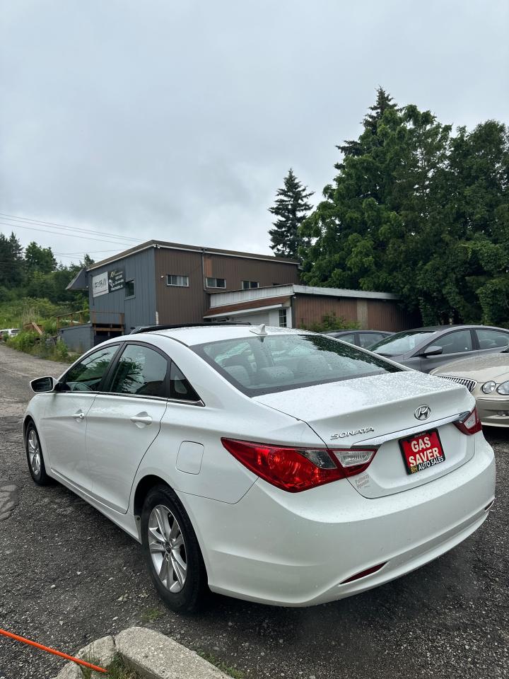 2011 Hyundai Sonata 4dr Sdn 2.4L Auto GLS - Photo #5