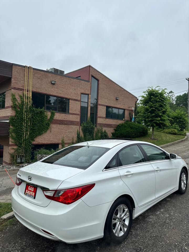 2011 Hyundai Sonata 4dr Sdn 2.4L Auto GLS - Photo #3