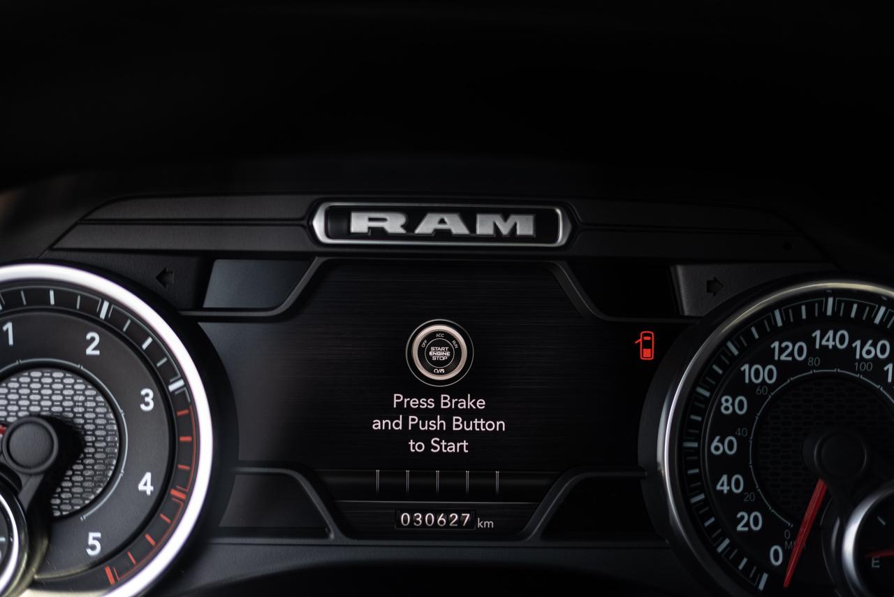 2022 RAM 2500 Laramie 4x4 Crew Cab 6'4" Box - Photo #5