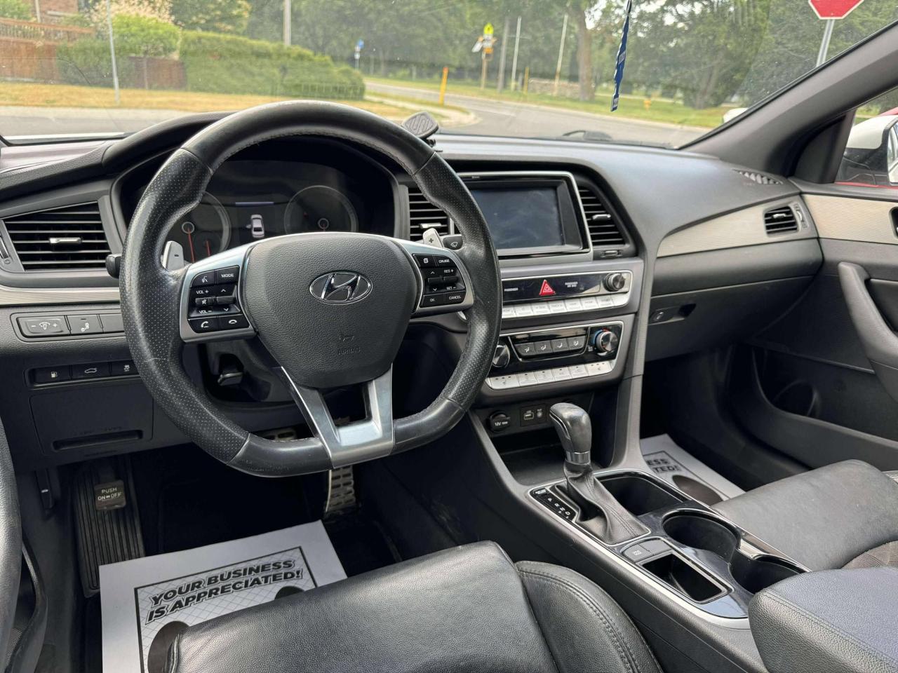 2019 Hyundai Sonata ESSENTIAL - Photo #11