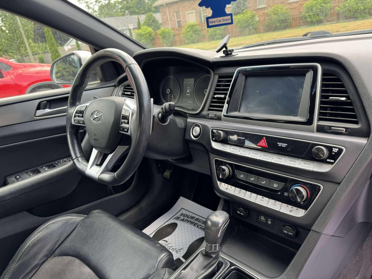 2019 Hyundai Sonata ESSENTIAL - Photo #14