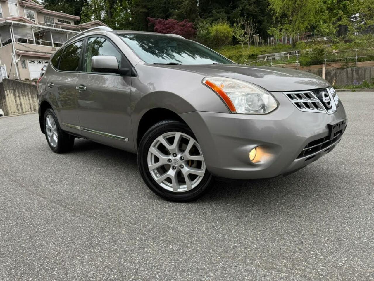 Used 2012 Nissan Rogue SL/AWD / LEATHER /ROOF /NAVI / REAR CAM /AC/LOW KM for sale in Scarborough, ON