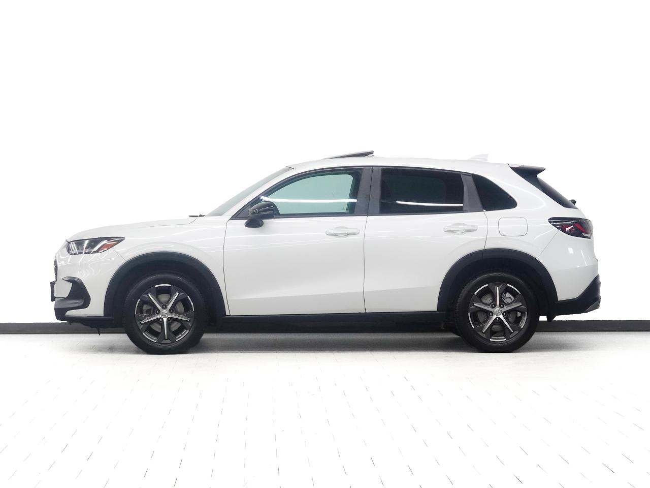 2024 Honda HR-V SPORT-B | AWD | Sunroof | ACC | LaneDep | CarPlay Photo4