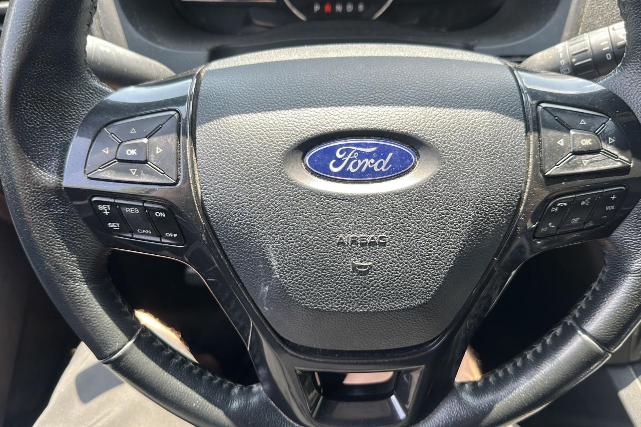 2019 Ford Explorer XLT - Photo #17