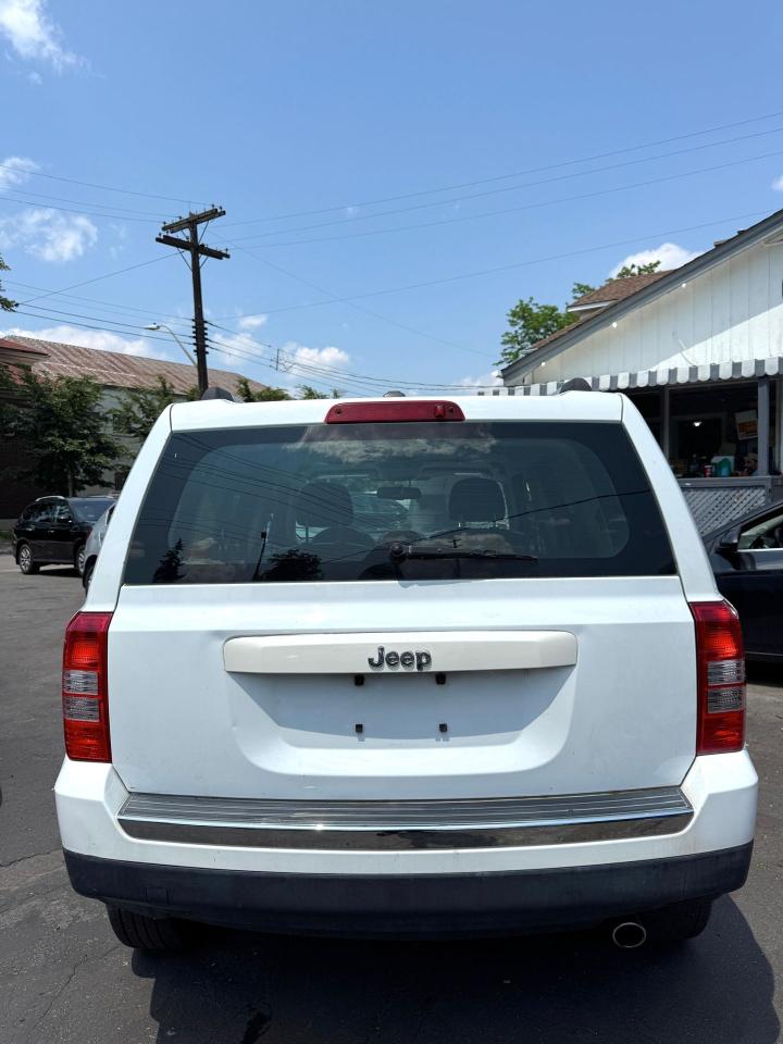 2016 Jeep Patriot 4WD High Altitude | CERTIFIED | NO ACCIDENTS - Photo #6