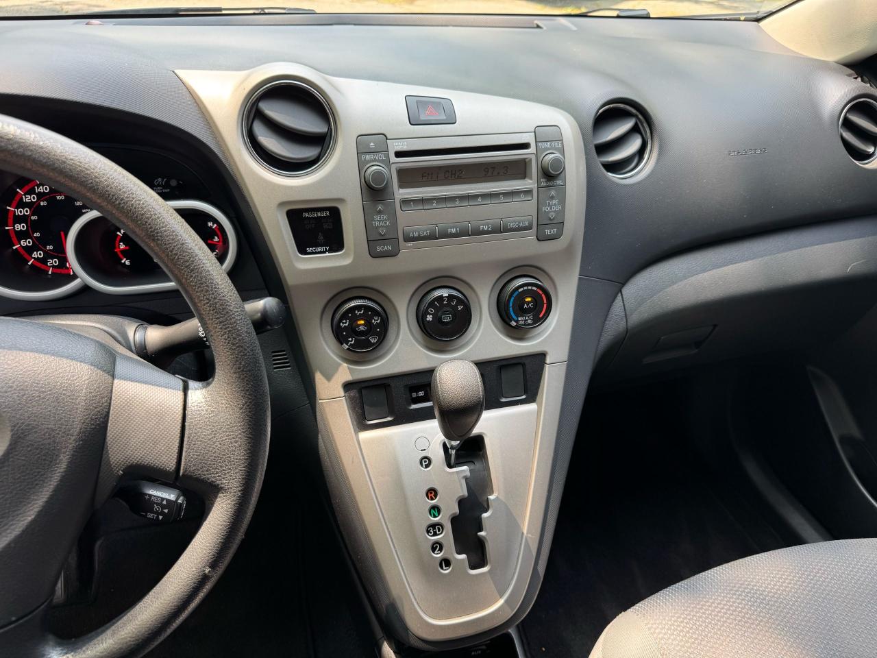 2010 Toyota Matrix  - Photo #11
