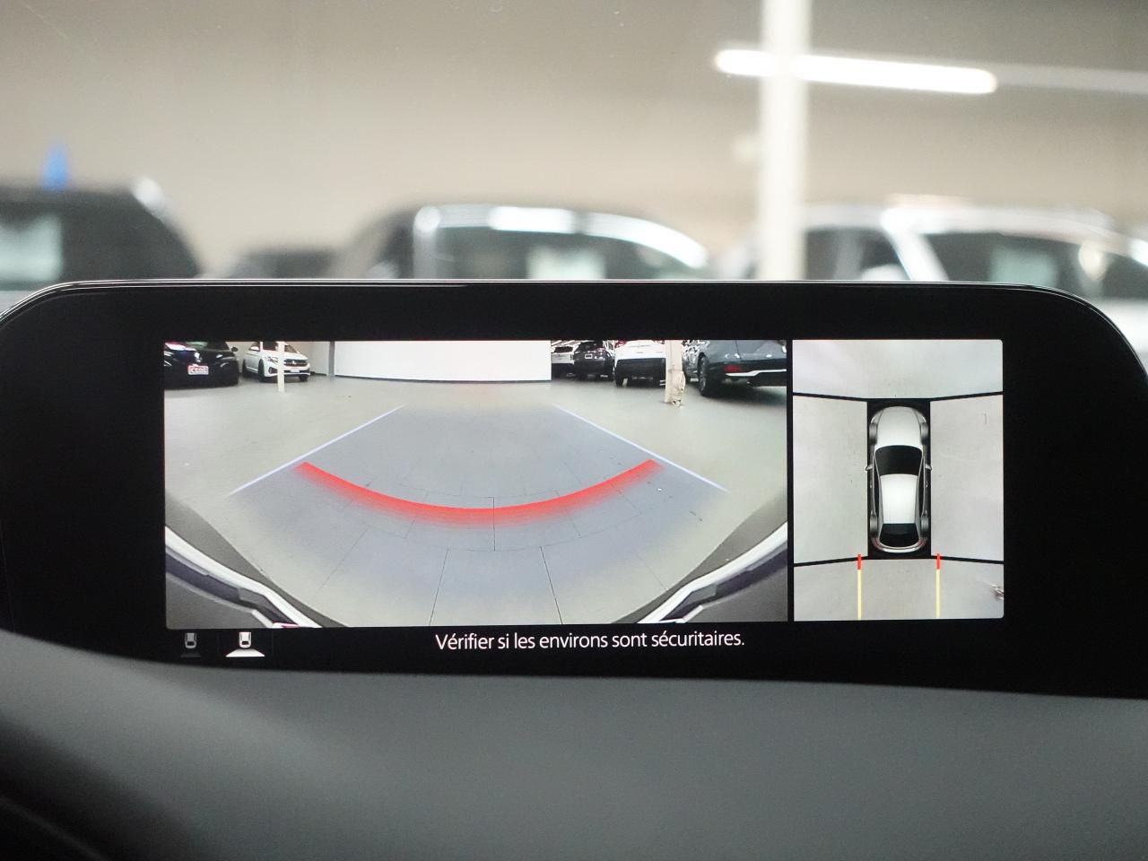 2022 Mazda MAZDA3 SPORT GT | Nav | Leather | Sunroof | BSM | CarPlay