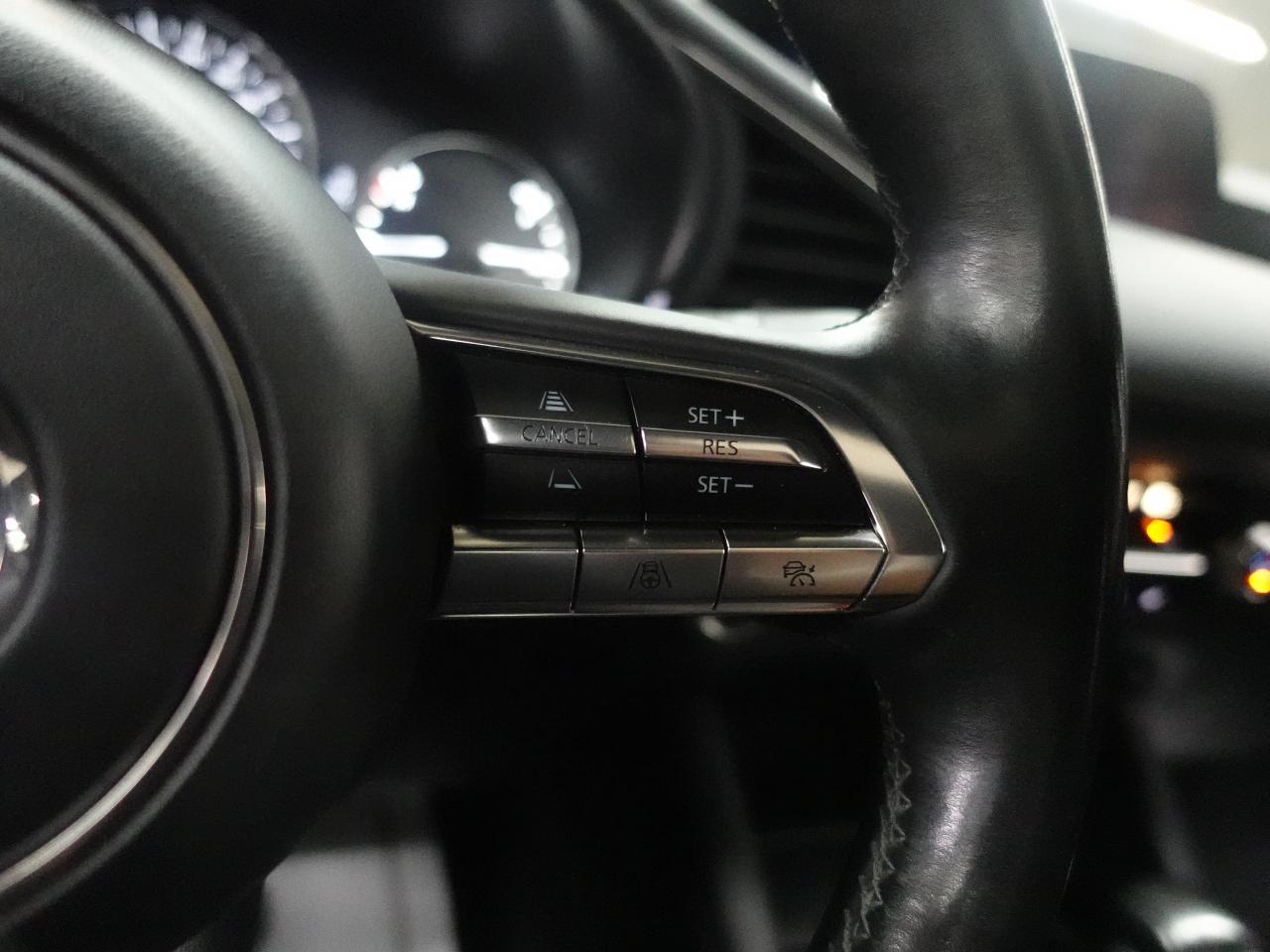 2022 Mazda MAZDA3 SPORT GT | Nav | Leather | Sunroof | BSM | CarPlay