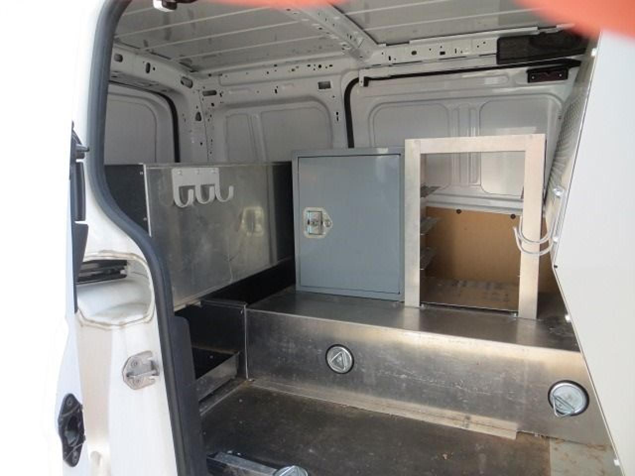 2018 Ford Transit Connect CERTIFIED, SHELVES, BOXES, PULL OUT DRAWERS, DIVID - Photo #16