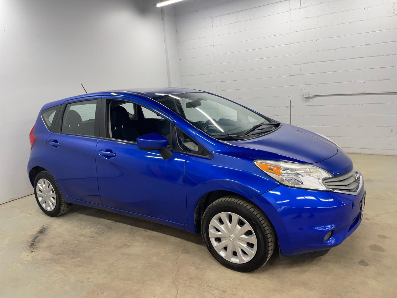 2015 Nissan Versa Note SL Photo24