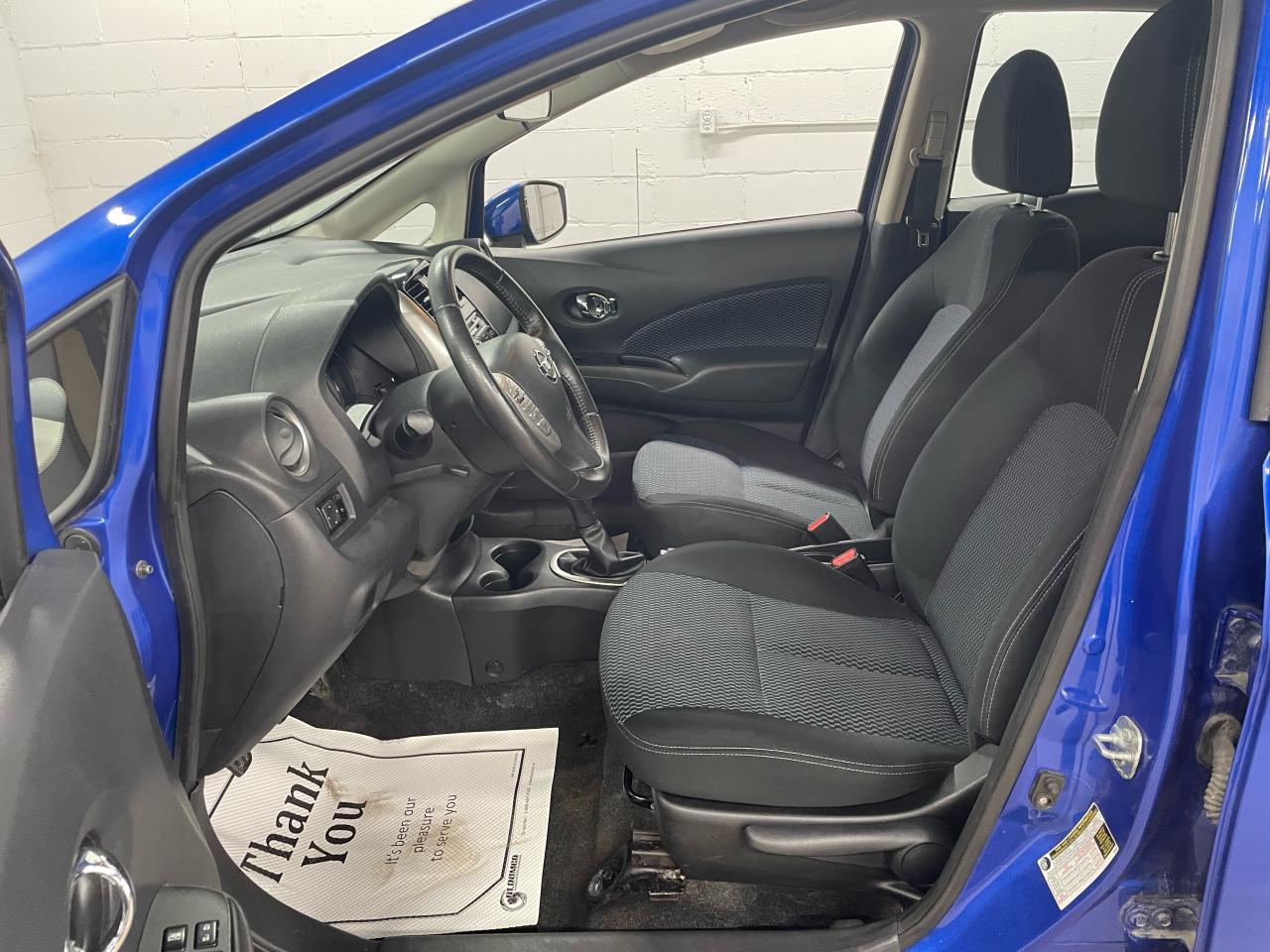 2015 Nissan Versa Note SL Photo41