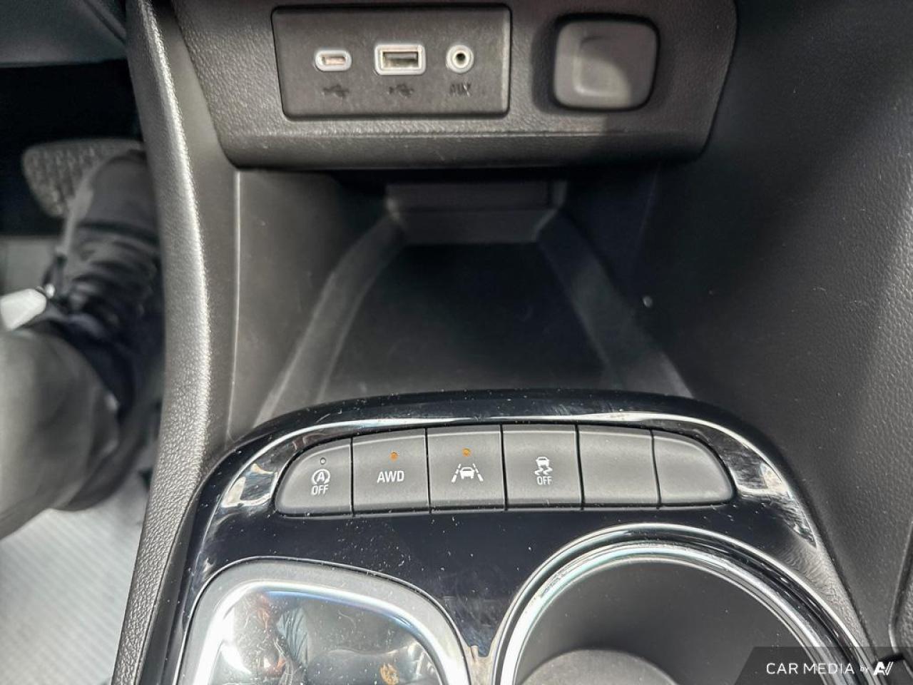 2020 Buick Encore GX PREFERRED / NO ACCIDENTS / AWD / HTD SEATS / AUTO - Photo #18