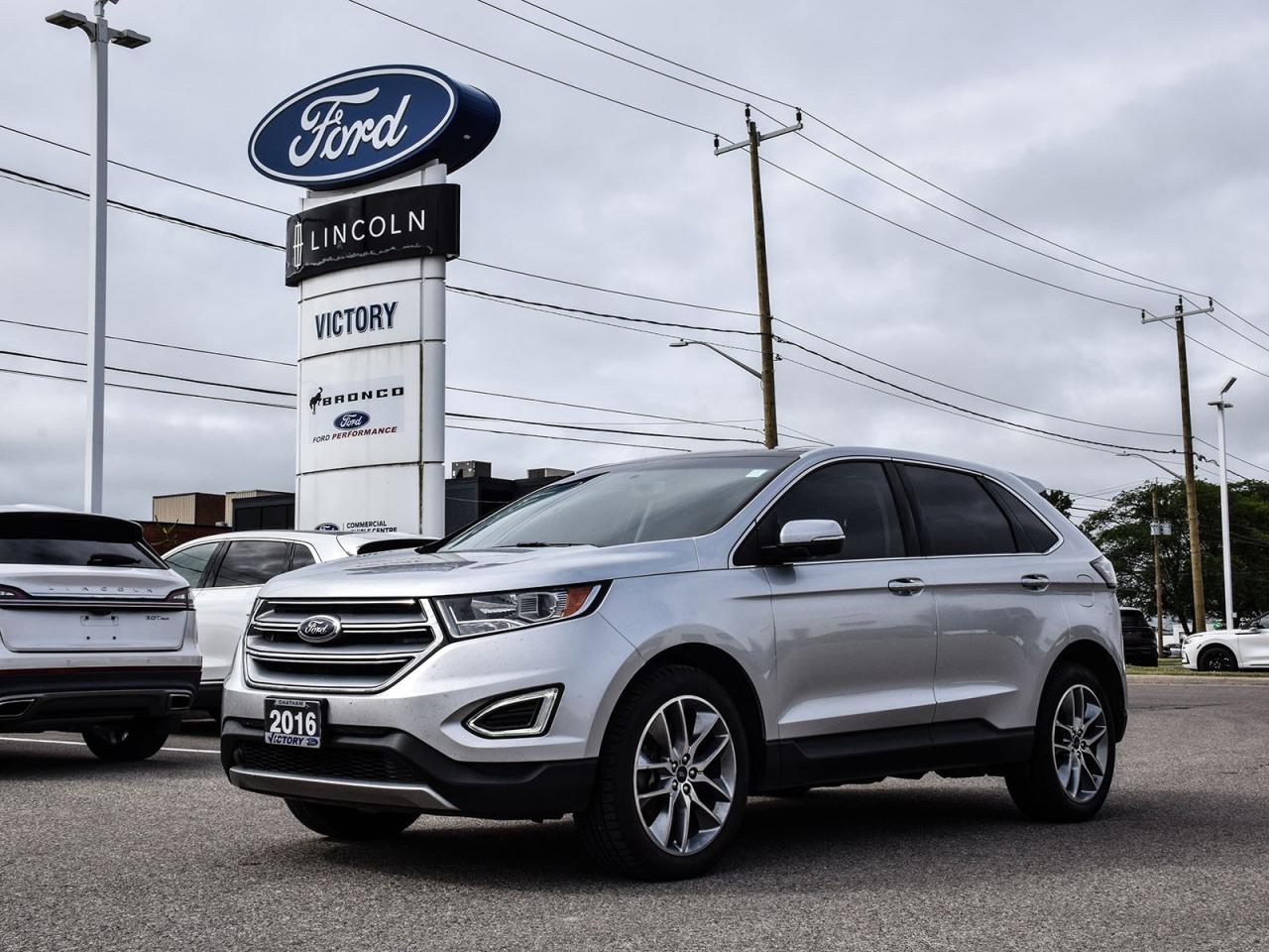 Used 2016 Ford Edge Titanium AWD | Navigation | Panoramic roof | for sale in Chatham, ON