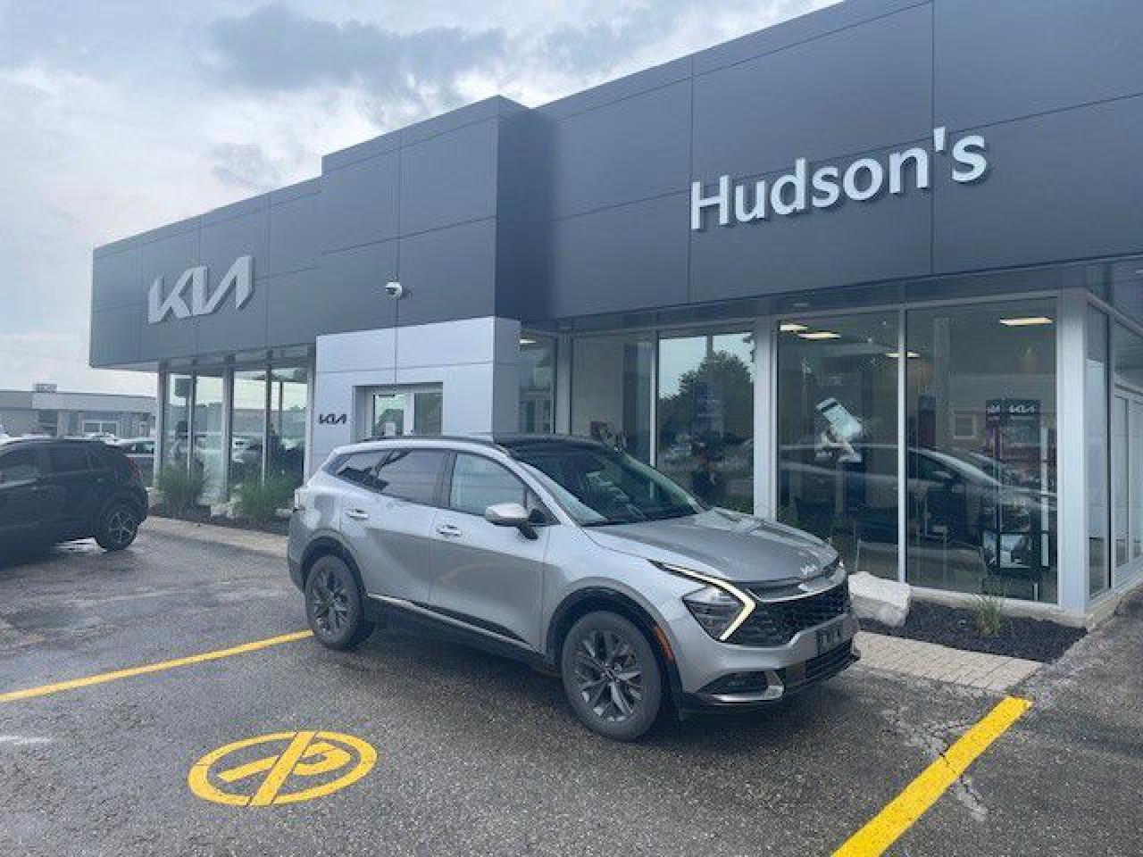 Used 2023 Kia Sportage Hybrid SX w/Black Interior Hybrid | AWD | Sunroof | Leather | NAV | 18