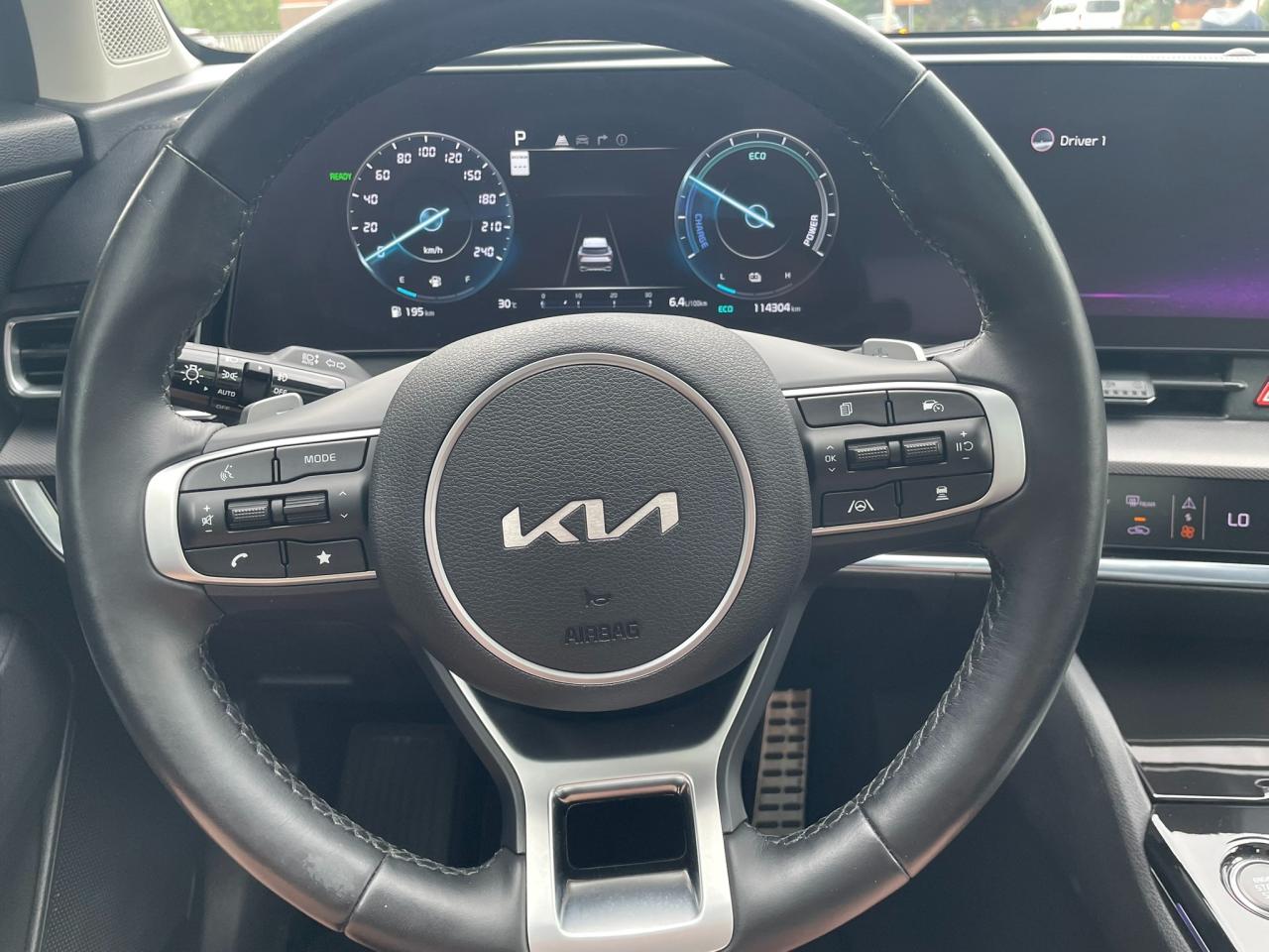 2023 Kia Sportage Hybrid SX w/Black Interior Hybrid | AWD | Sunroof | Leather | Navigation | 18" Wheels Photo