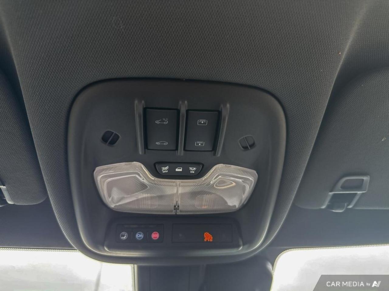 2024 Chevrolet TrailBlazer ACTIV / NO ACCIDENTS / PANO ROOF / LEATHER / AWD - Photo #20