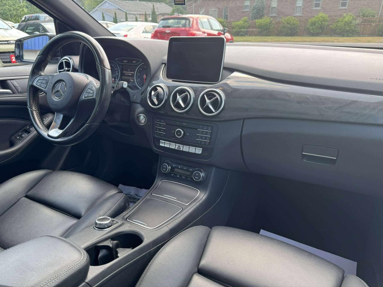 2016 Mercedes-Benz B-Class B 250 Sports Tourer - Photo #16