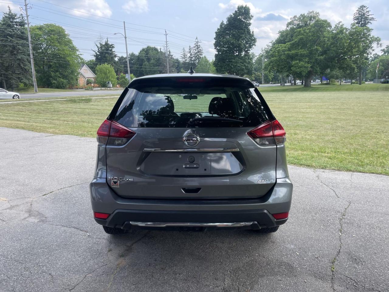2018 Nissan Rogue S AWD - Photo #5
