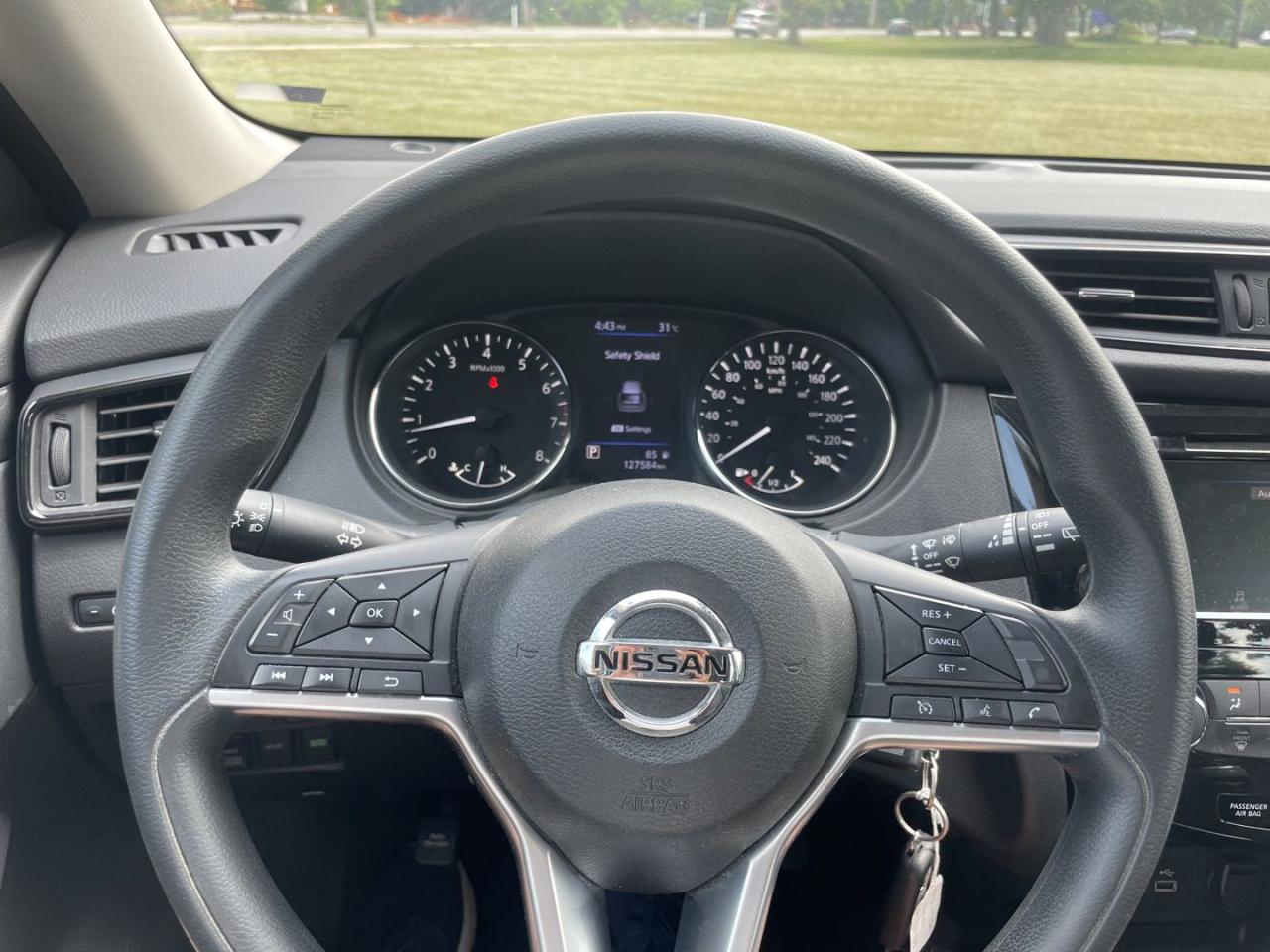 2018 Nissan Rogue S AWD - Photo #11