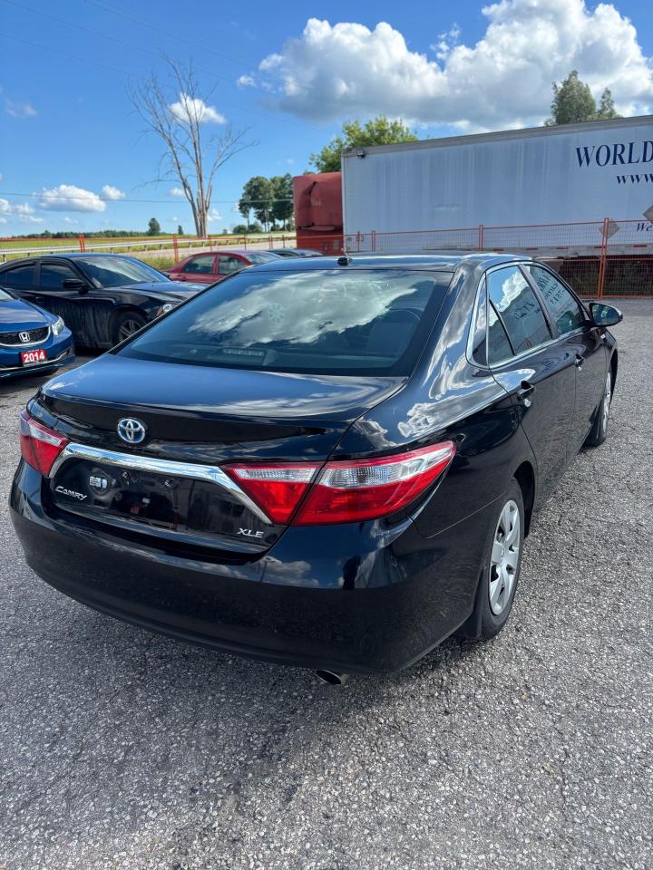 2015 Toyota Camry LE Hybrid - Photo #8