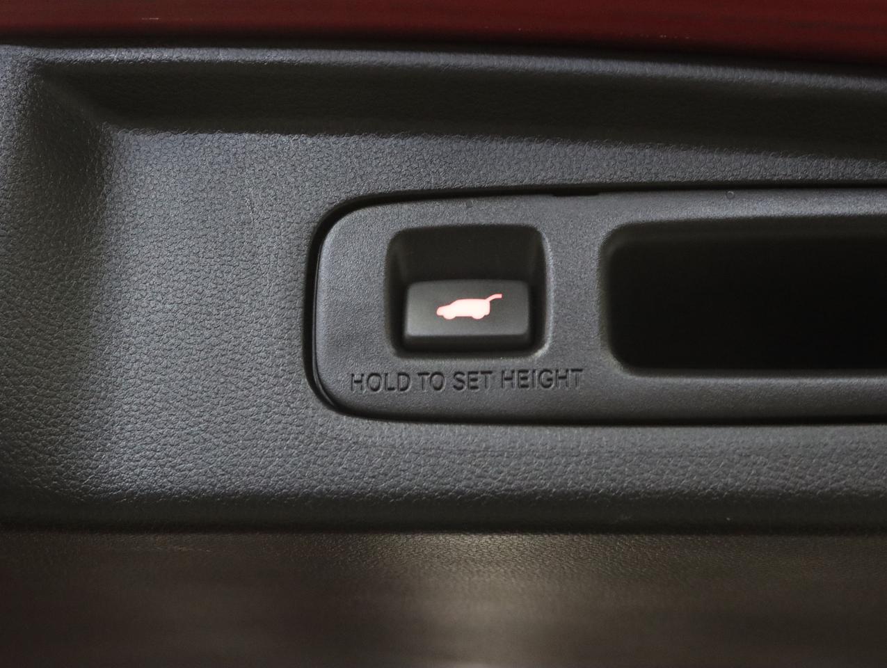 2023 Honda CR-V HYBRID TOURING | AWD | Nav | Leather | Sunroof