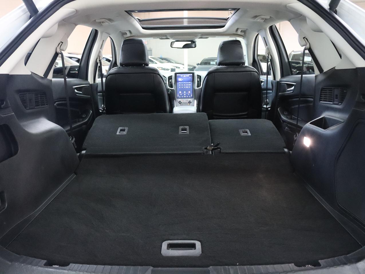 2023 Ford Edge TITANIUM | AWD | Leather | Sunroof | BSM | CarPlay Photo