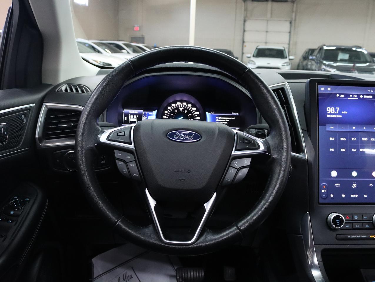 2023 Ford Edge TITANIUM | AWD | Leather | Sunroof | BSM | CarPlay Photo