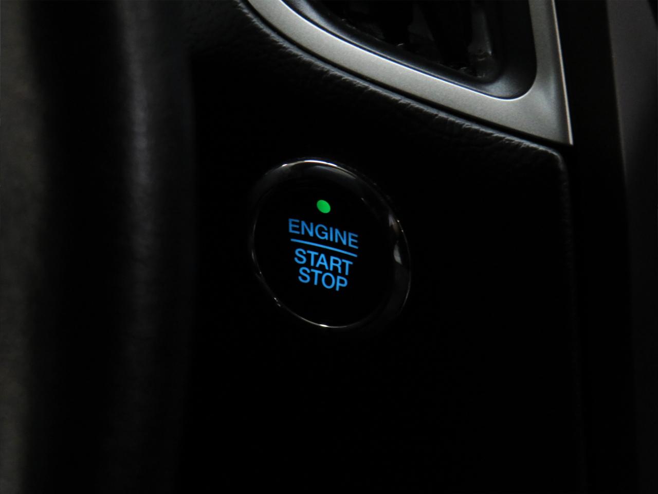 2023 Ford Edge TITANIUM | AWD | Leather | Sunroof | BSM | CarPlay