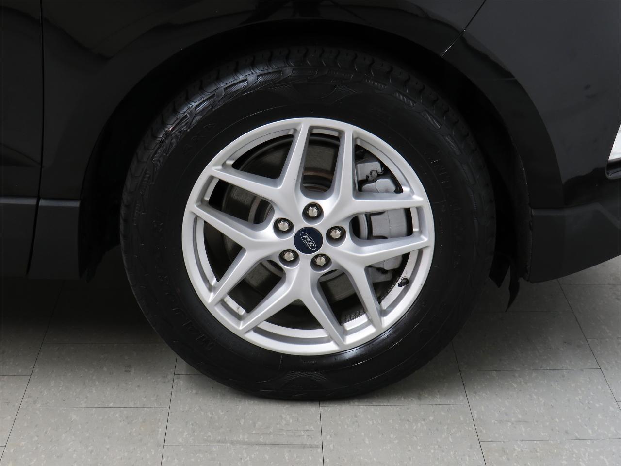 2023 Ford Edge TITANIUM | AWD | Leather | Sunroof | BSM | CarPlay