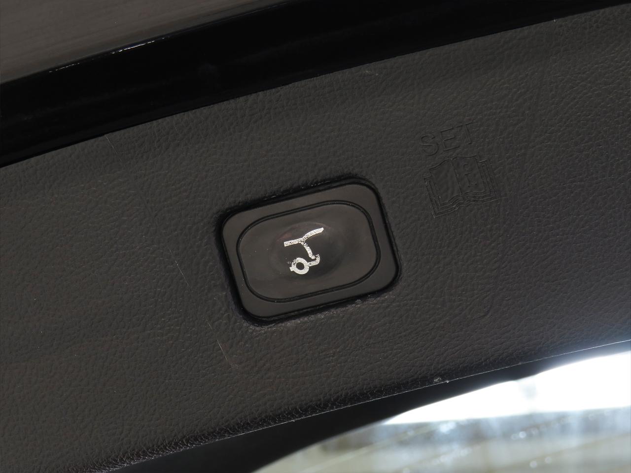 2023 Ford Edge TITANIUM | AWD | Leather | Sunroof | BSM | CarPlay