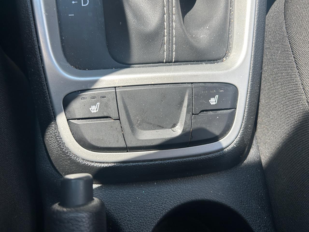 1751576296
